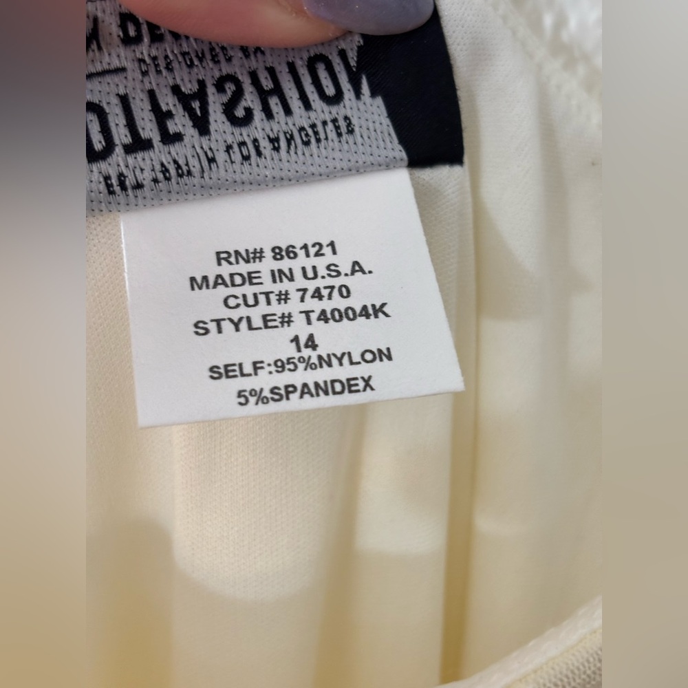 NWT Un Deux Trois Ivory Light Yellow Embroidered Ruched Midi Dress Sz 14 - Picture 10 of 10